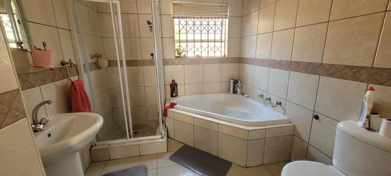 3 Bedroom Property for Sale in Elandshaven Gauteng