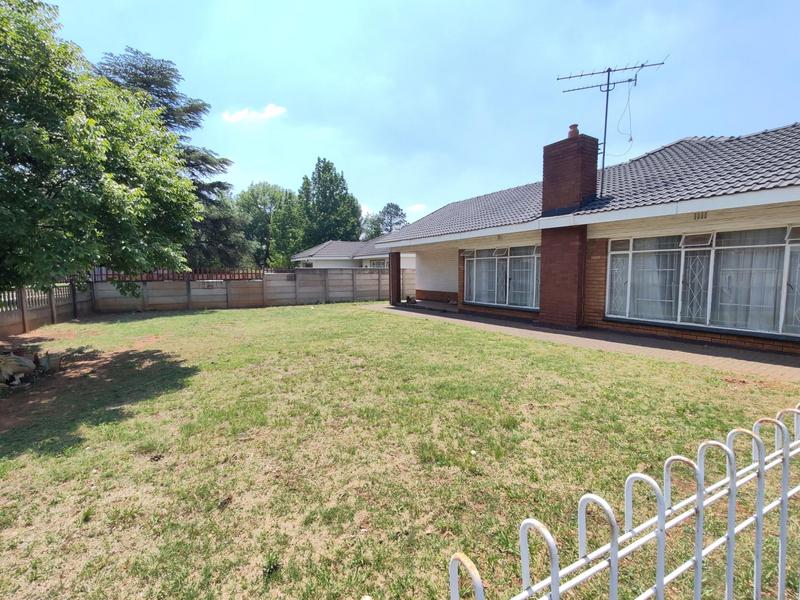 5 Bedroom Property for Sale in Meyerton Central Gauteng