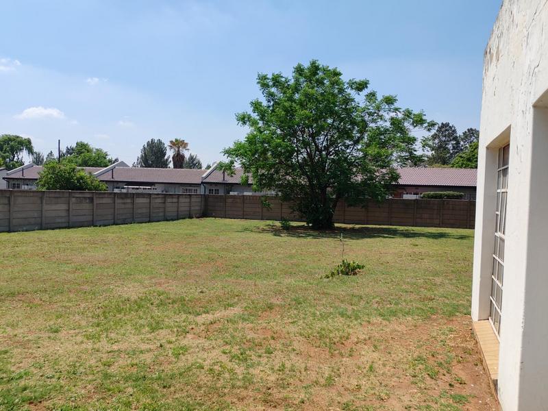 5 Bedroom Property for Sale in Meyerton Central Gauteng