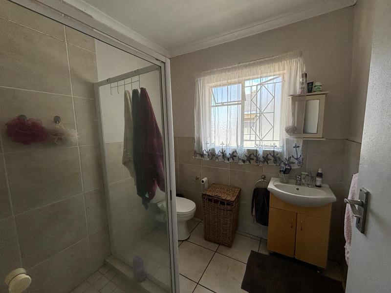 5 Bedroom Property for Sale in Meyerton Central Gauteng