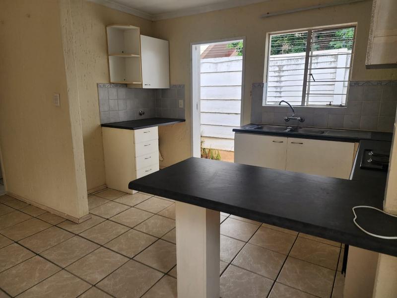 To Let 2 Bedroom Property for Rent in Sunninghill Gauteng