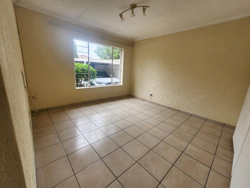 To Let 2 Bedroom Property for Rent in Sunninghill Gauteng