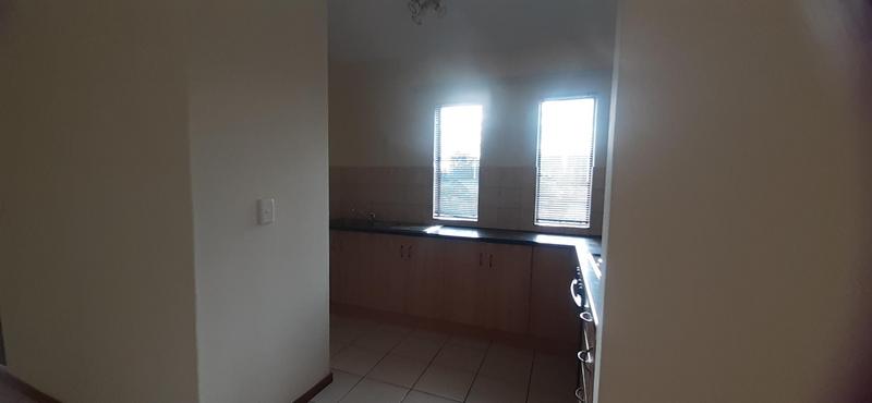 To Let 2 Bedroom Property for Rent in Eldo Lakes Estate Gauteng