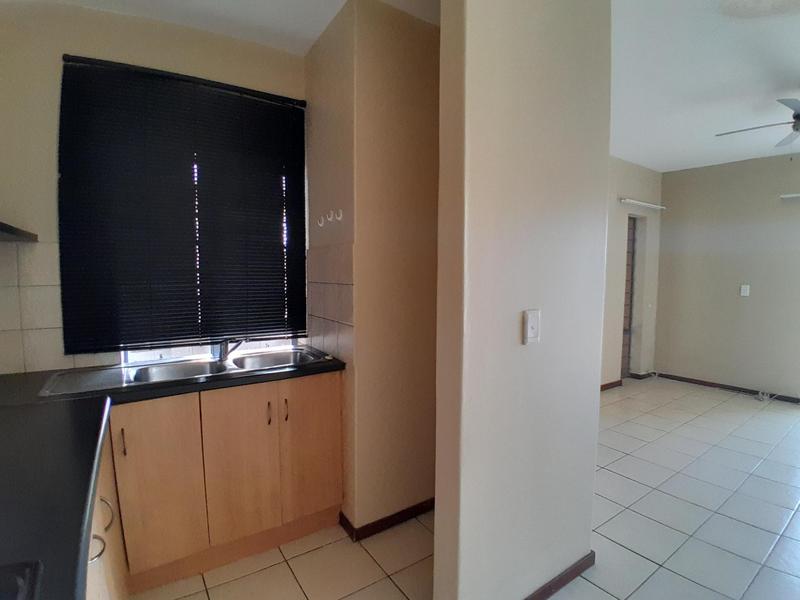 To Let 2 Bedroom Property for Rent in Eldo Lakes Estate Gauteng