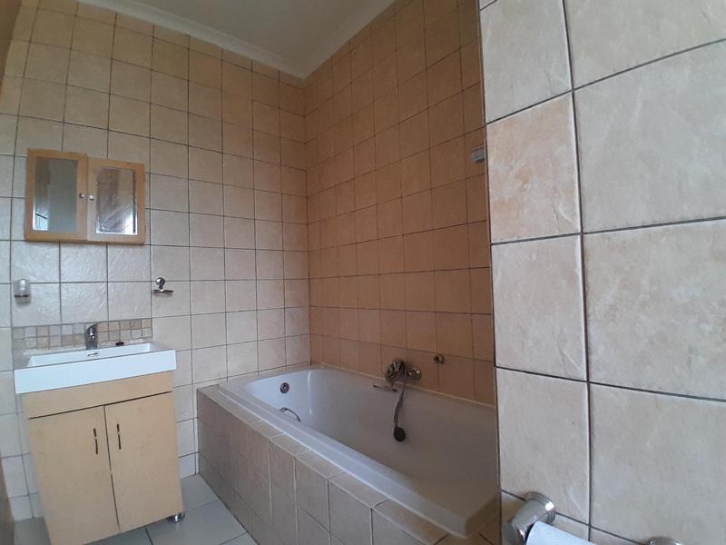 To Let 2 Bedroom Property for Rent in Eldo Lakes Estate Gauteng