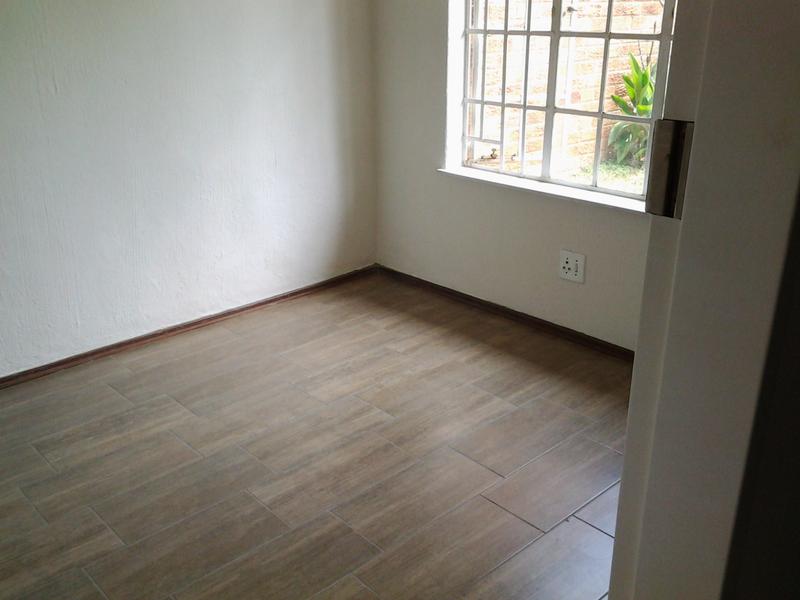 To Let 1 Bedroom Property for Rent in Bedford Park Gauteng