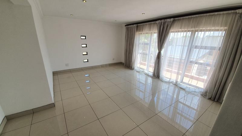 4 Bedroom Property for Sale in Zambezi Country Estate Gauteng