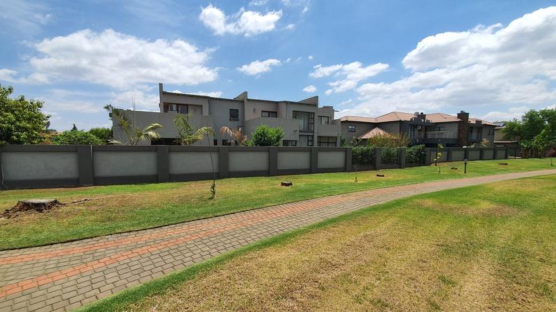 4 Bedroom Property for Sale in Zambezi Country Estate Gauteng