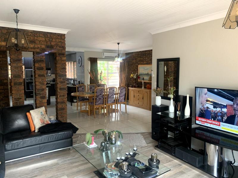 4 Bedroom Property for Sale in Sunward Park Gauteng