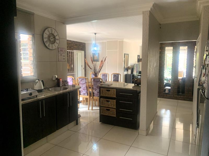 4 Bedroom Property for Sale in Sunward Park Gauteng