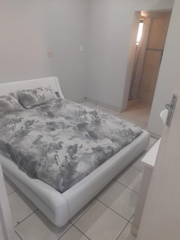 To Let 1 Bedroom Property for Rent in Randhart Gauteng