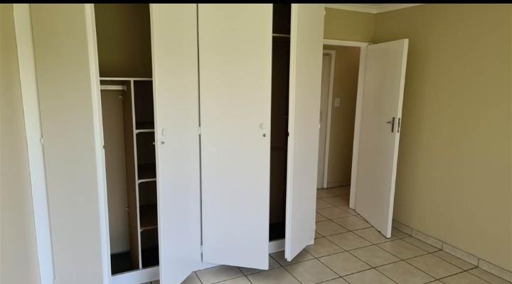 To Let 1 Bedroom Property for Rent in Van Riebeeck Park Gauteng