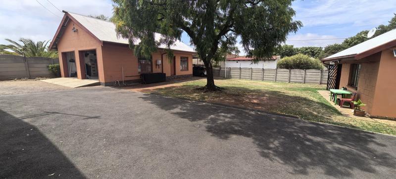 3 Bedroom Property for Sale in Florida Gauteng