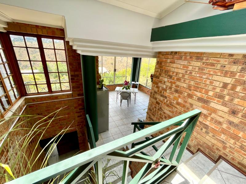 6 Bedroom Property for Sale in Rangeview Gauteng