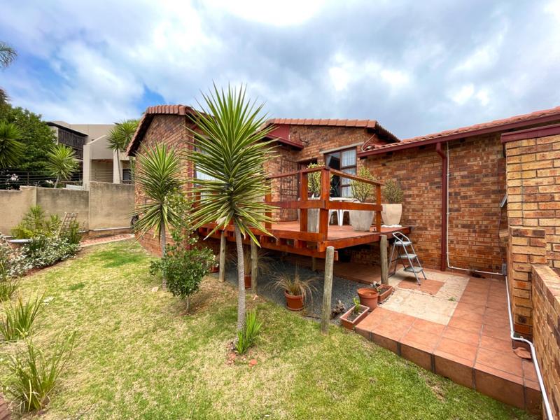 3 Bedroom Property for Sale in Rangeview Gauteng