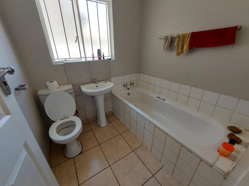 3 Bedroom Property for Sale in Lotus Gardens Gauteng