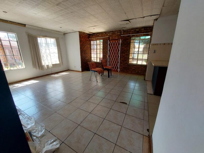 2 Bedroom Property for Sale in Theresa Park Gauteng