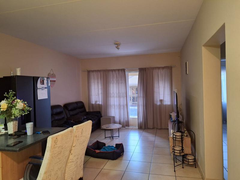 To Let 2 Bedroom Property for Rent in Petersfield Gauteng