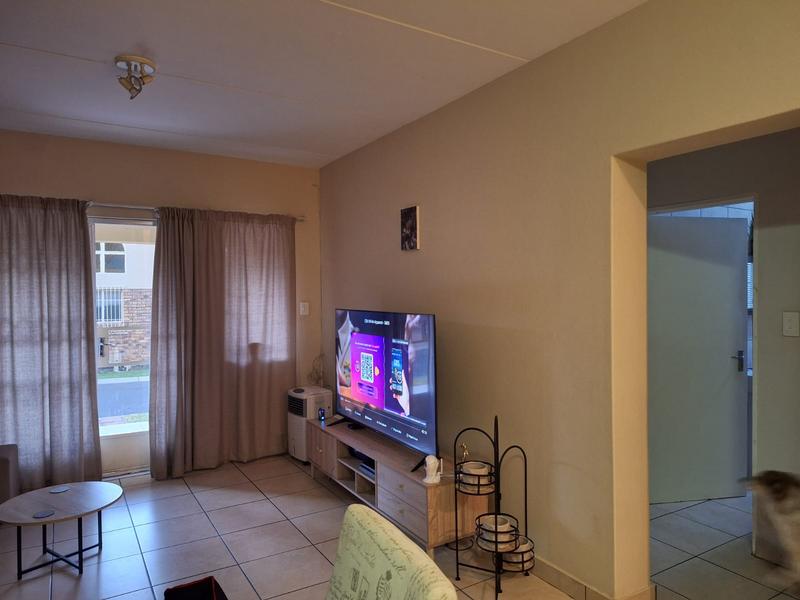 To Let 2 Bedroom Property for Rent in Petersfield Gauteng