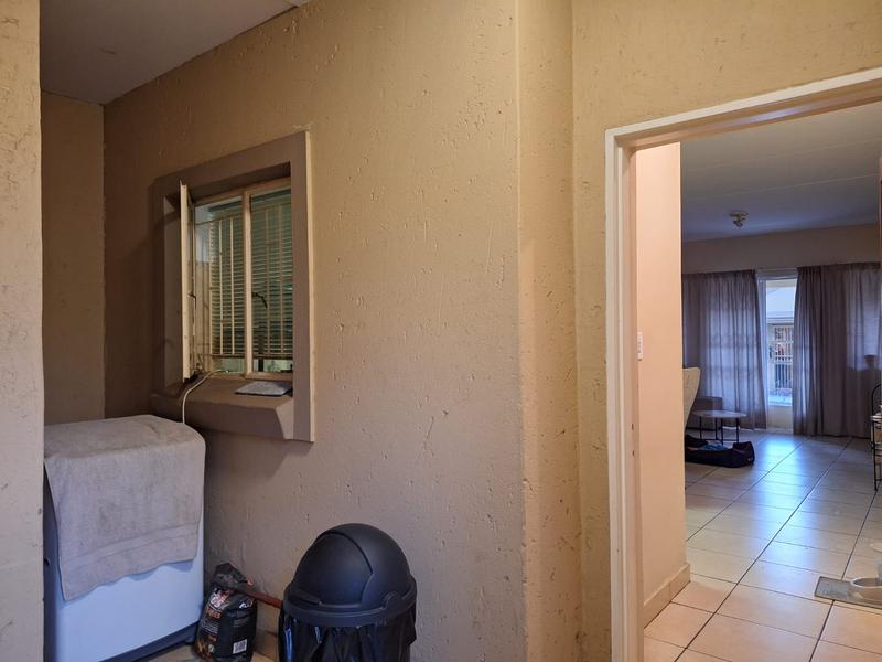 To Let 2 Bedroom Property for Rent in Petersfield Gauteng