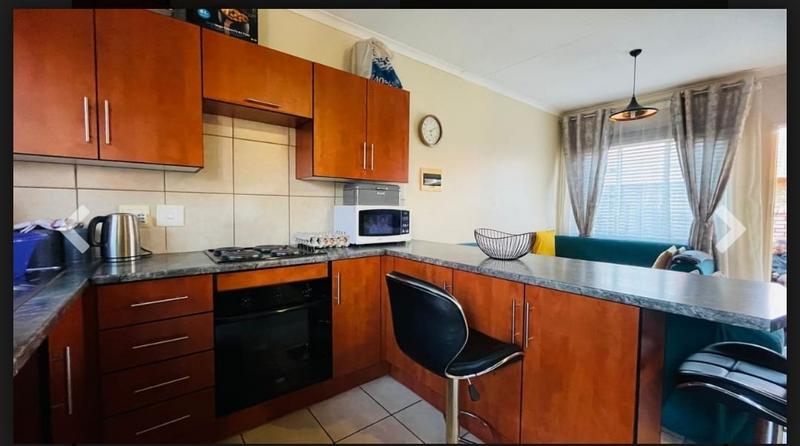 To Let 3 Bedroom Property for Rent in The Orchards Gauteng