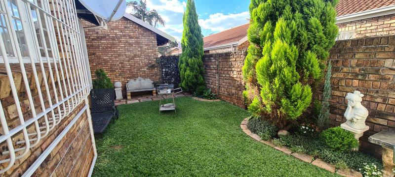 3 Bedroom Property for Sale in Annlin Gauteng