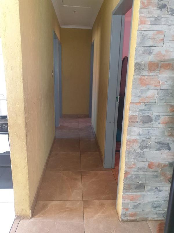 To Let 3 Bedroom Property for Rent in Dobsonville Gardens Gauteng