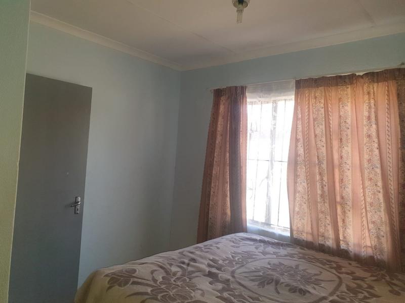 To Let 3 Bedroom Property for Rent in Dobsonville Gardens Gauteng