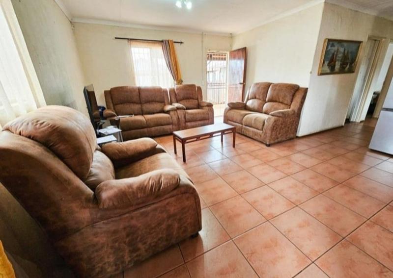 3 Bedroom Property for Sale in Agavia Gauteng