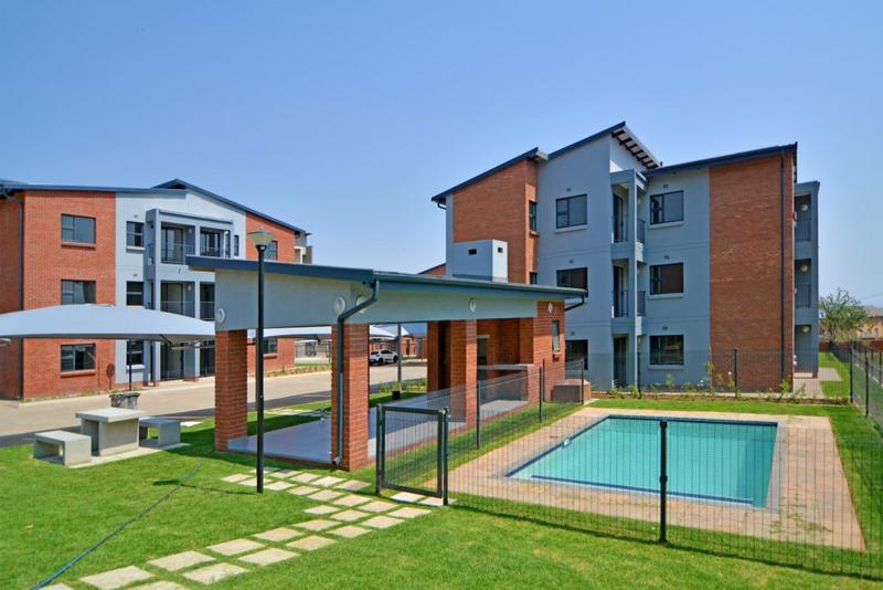 To Let 2 Bedroom Property for Rent in Grand Central Gauteng