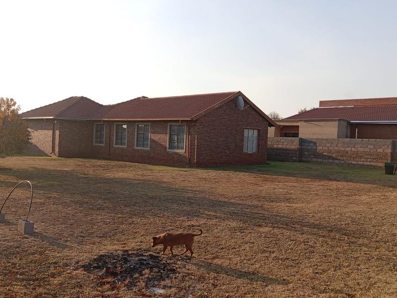 3 Bedroom Property for Sale in Dawn Park Gauteng