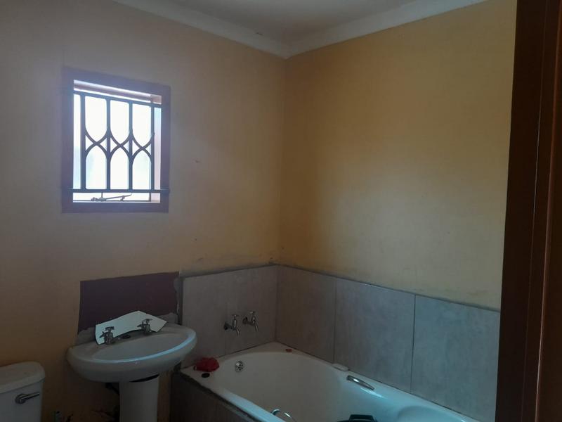 2 Bedroom Property for Sale in Palm Ridge Gauteng