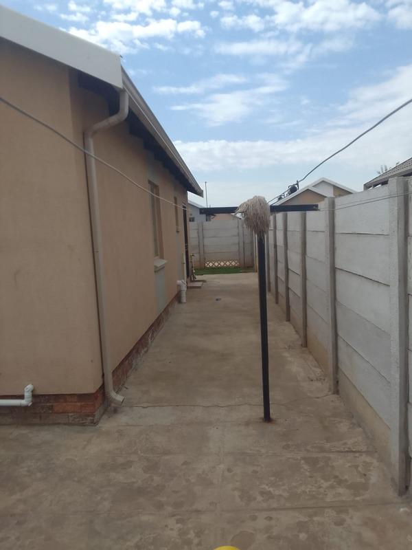 3 Bedroom Property for Sale in Sky City Gauteng