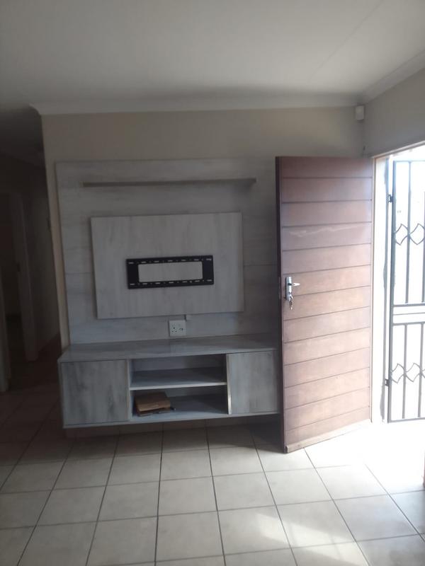 3 Bedroom Property for Sale in Sky City Gauteng