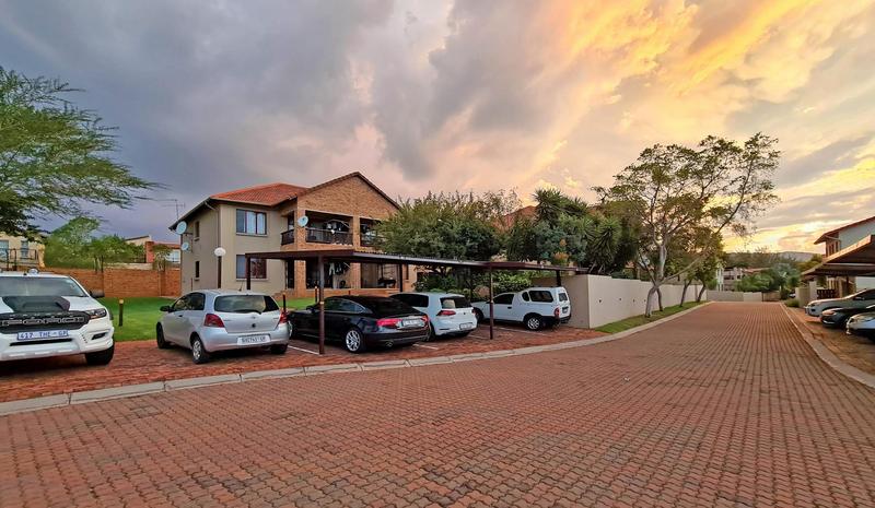 2 Bedroom Property for Sale in Willowbrook Gauteng