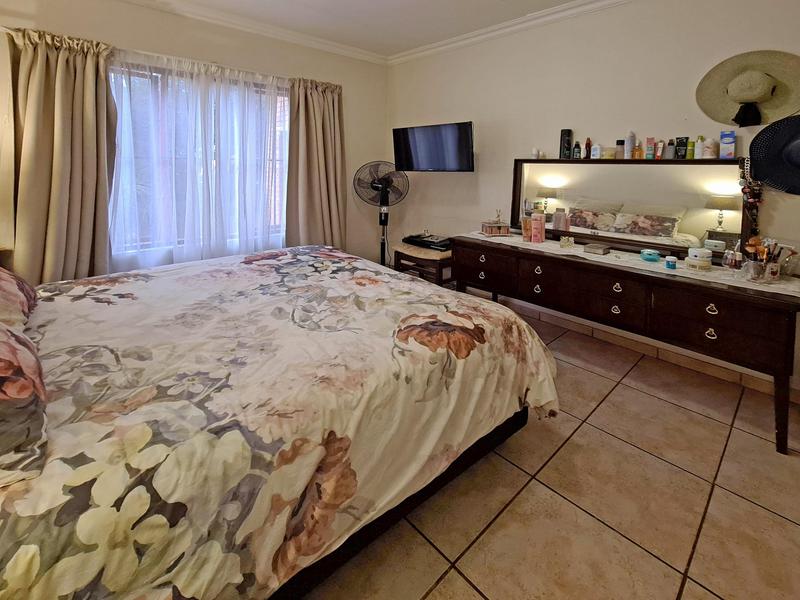 2 Bedroom Property for Sale in Willowbrook Gauteng