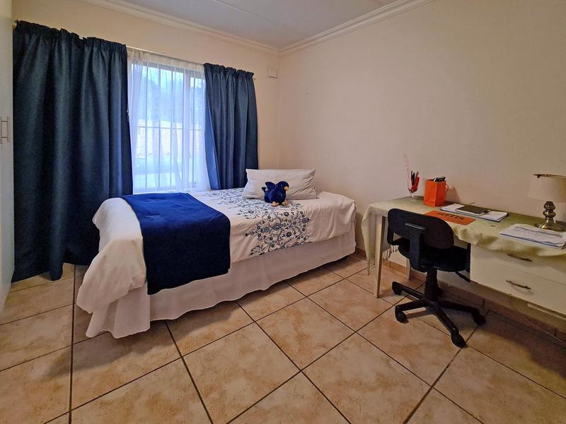 2 Bedroom Property for Sale in Willowbrook Gauteng