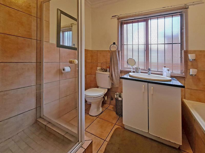 2 Bedroom Property for Sale in Willowbrook Gauteng