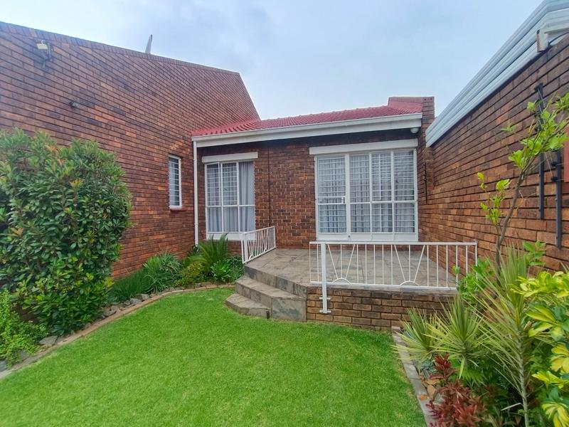 3 Bedroom Property for Sale in Wonderboom Gauteng