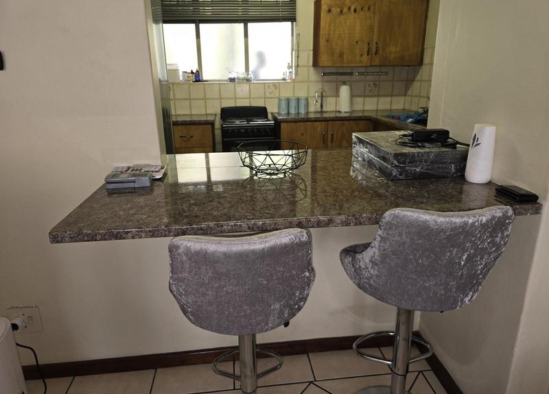 To Let 2 Bedroom Property for Rent in Sunnyside Gauteng