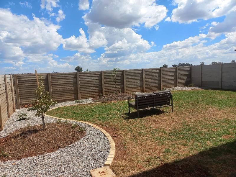 3 Bedroom Property for Sale in Protea Glen Gauteng