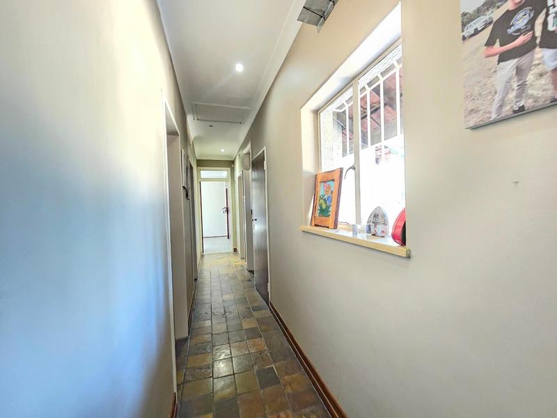 3 Bedroom Property for Sale in Ruimsig Gauteng