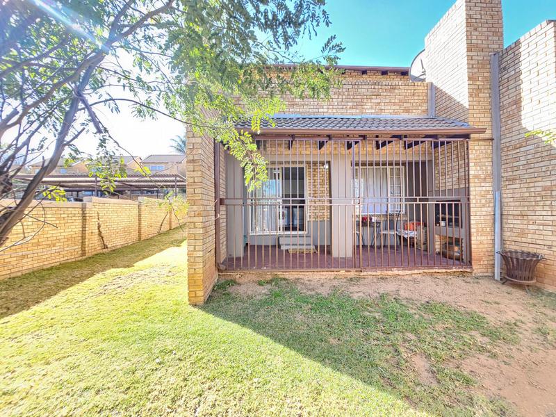 2 Bedroom Property for Sale in Wilgeheuwel Gauteng