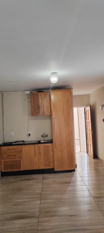 To Let 1 Bedroom Property for Rent in Molapo Gauteng