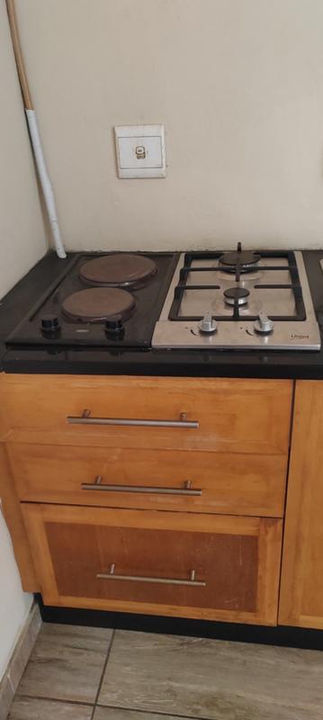 To Let 1 Bedroom Property for Rent in Molapo Gauteng