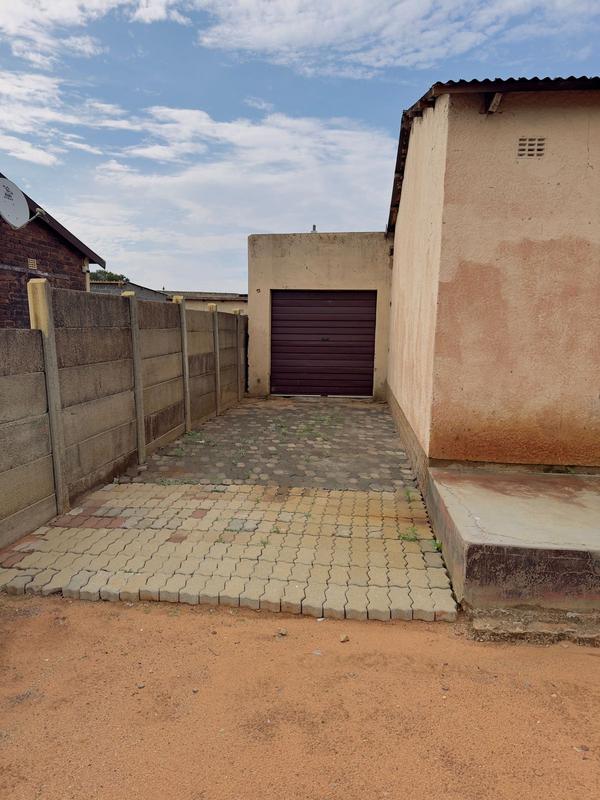 2 Bedroom Property for Sale in Tembisa Gauteng