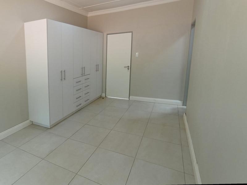 To Let 3 Bedroom Property for Rent in Eldoraigne Gauteng