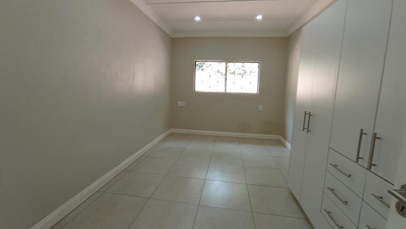 To Let 3 Bedroom Property for Rent in Eldoraigne Gauteng