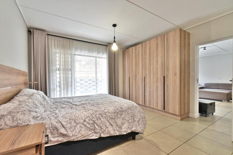 3 Bedroom Property for Sale in Mulbarton Gauteng