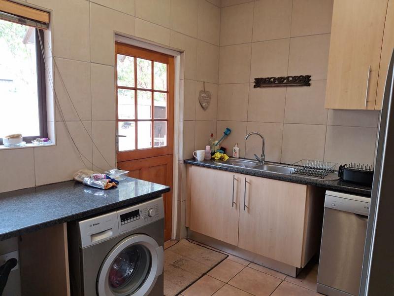 To Let 3 Bedroom Property for Rent in Midstream Estate Gauteng